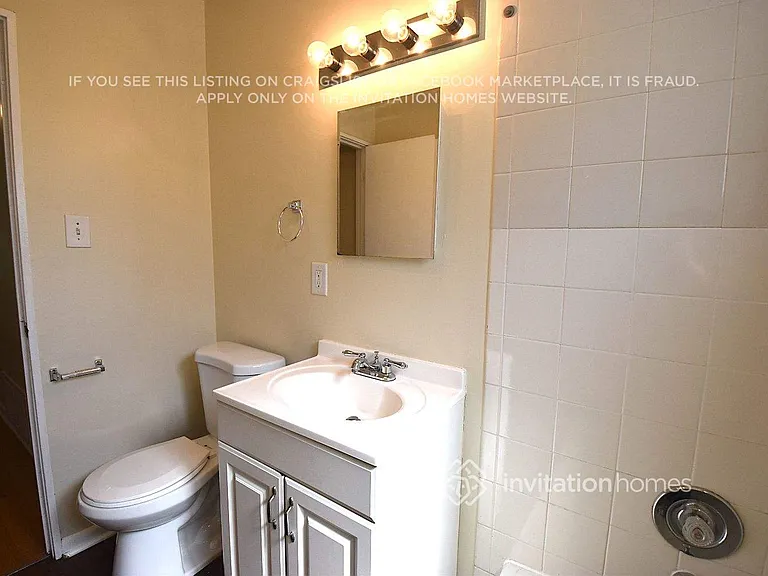 439 N 3rd Ave — Photo 8