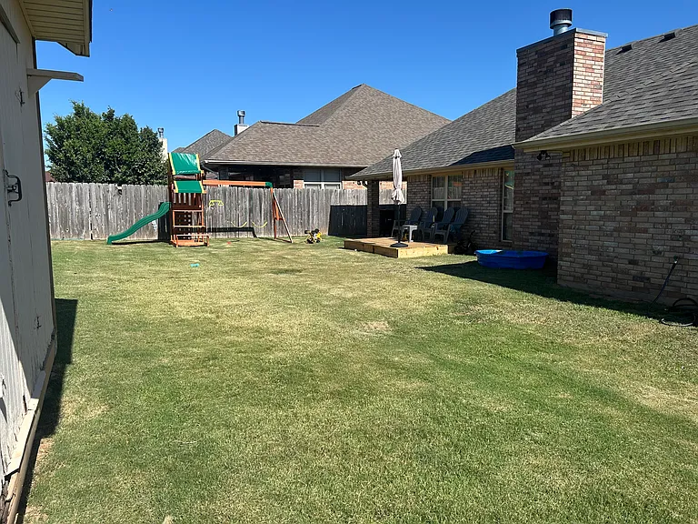 3706 NE Fieldcrest Dr — Photo 12