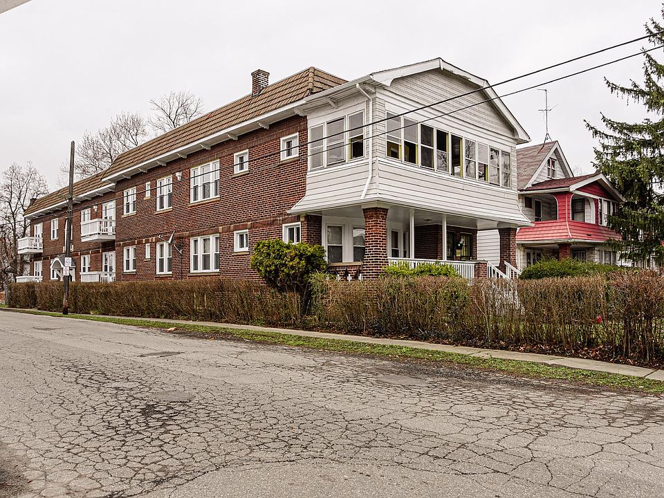 1st image of 13811 Byron Ave #1