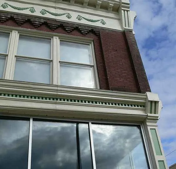 900 W Broad St #2F — Photo 2