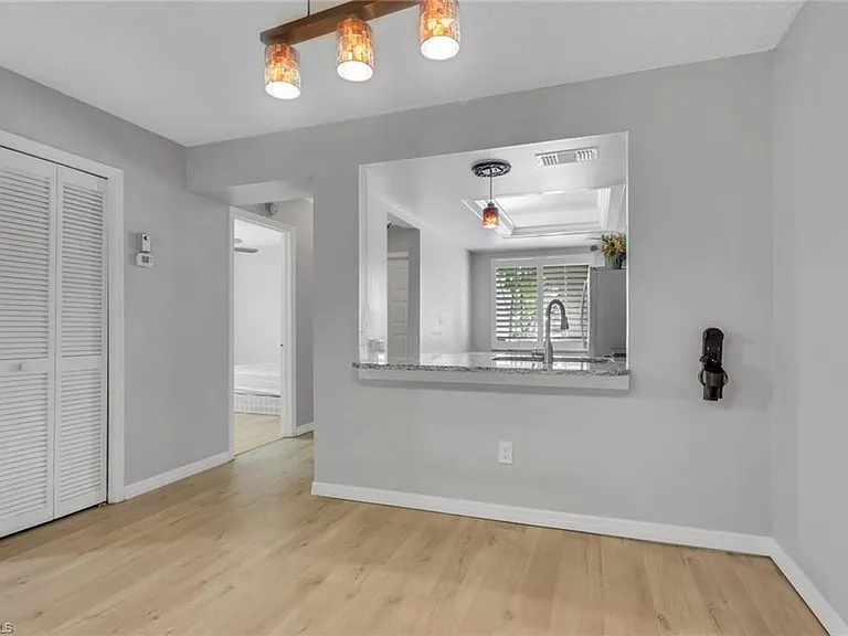 9861 Alabama St #3 — Photo 4