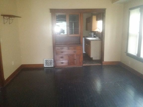 5th image of 4219 Euclid Ave