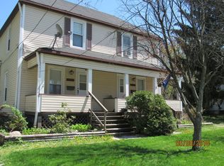 4417 Wood St, Willoughby, OH 44094