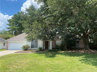 1373 Fairfield Dr, Mandeville, LA 70448