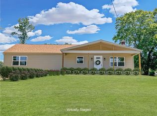 1467 Savannah Rd, New Castle, PA 16101