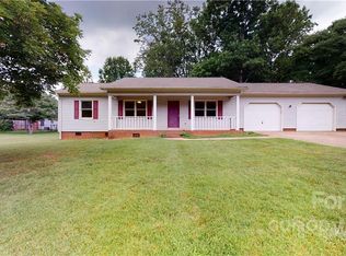 3325 Danial St, Conover, NC 28613