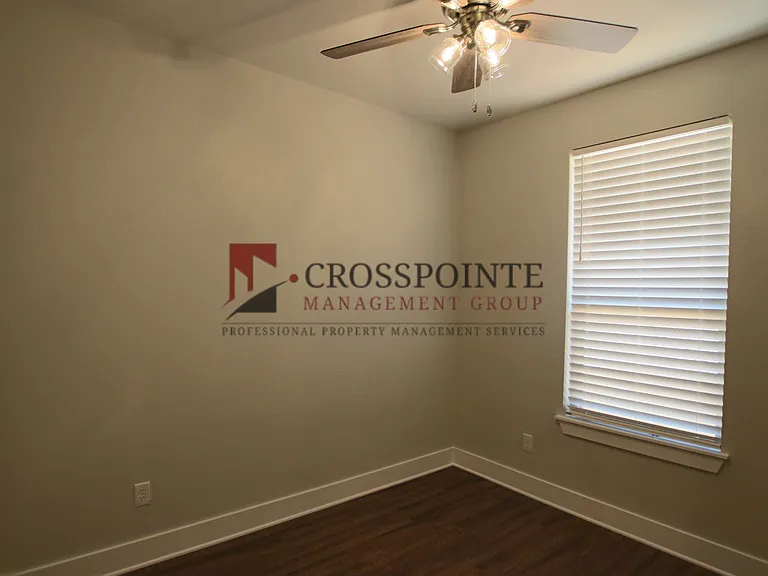 731 Freedom Way — Photo 24