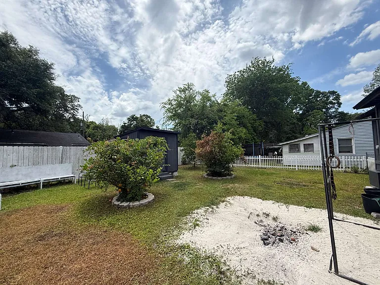3318 Dellwood Ave — Photo 42