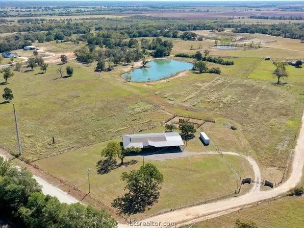 24644 Old Highway 6, Navasota, TX 77868