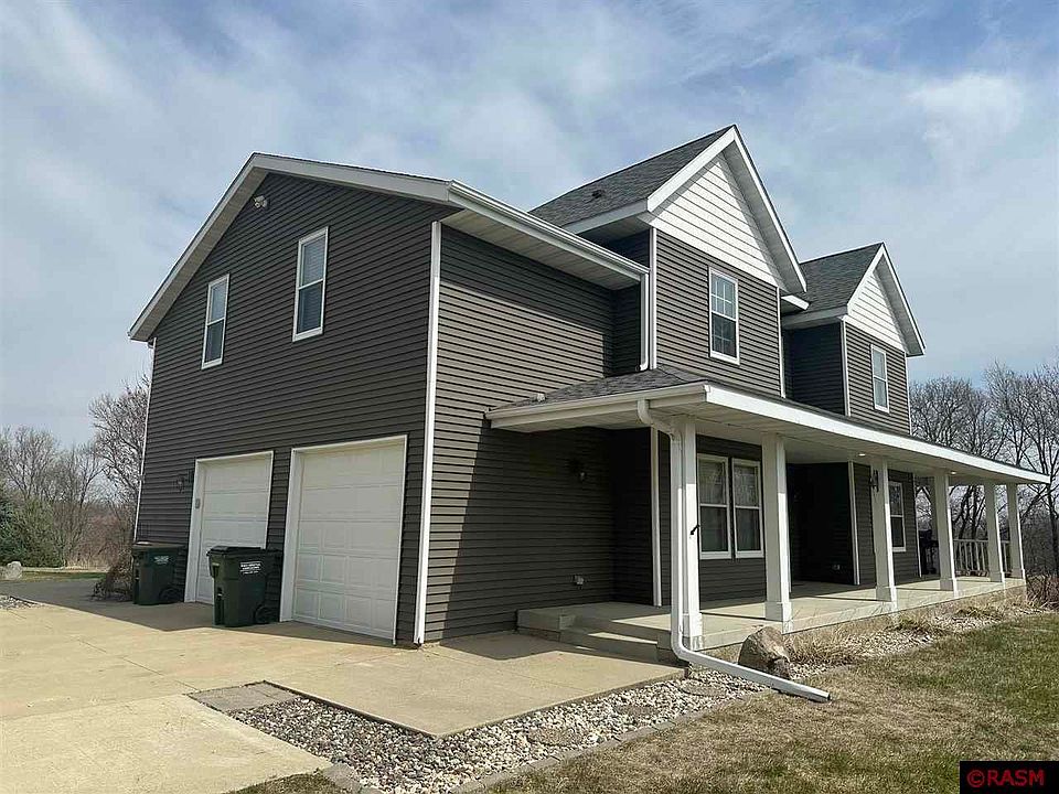 2nd image of 43441 39th St