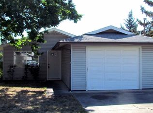 1731 Lillian St, Medford, OR 97501
