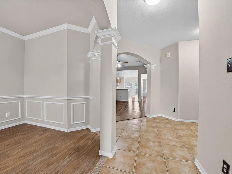 9762 Wheaton Edge Ln — Photo 3