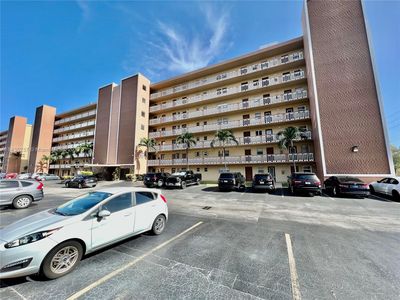 500 NE 12th Ave APT 707, Hallandale Beach, FL, 33009