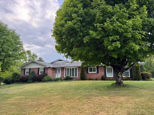 170 Pontiac St, Newland, NC 28657