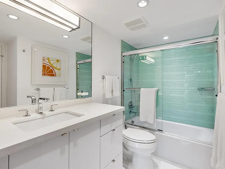 227 Australian Ave #1E — Photo 9