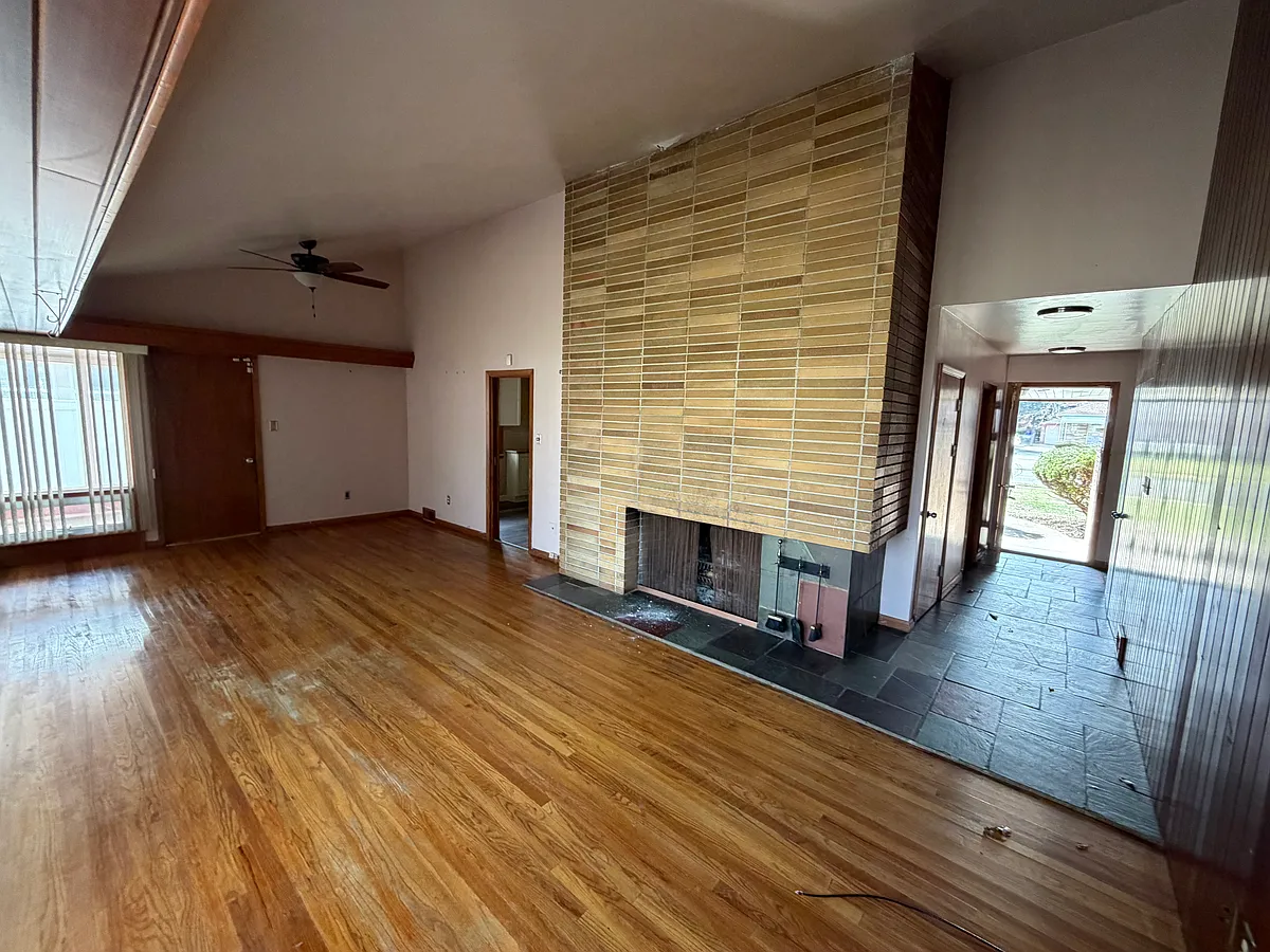 Building Photo - 20140 Marlowe St