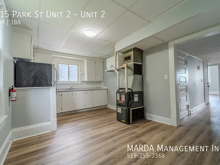 215 Park St #2 — Photo 11