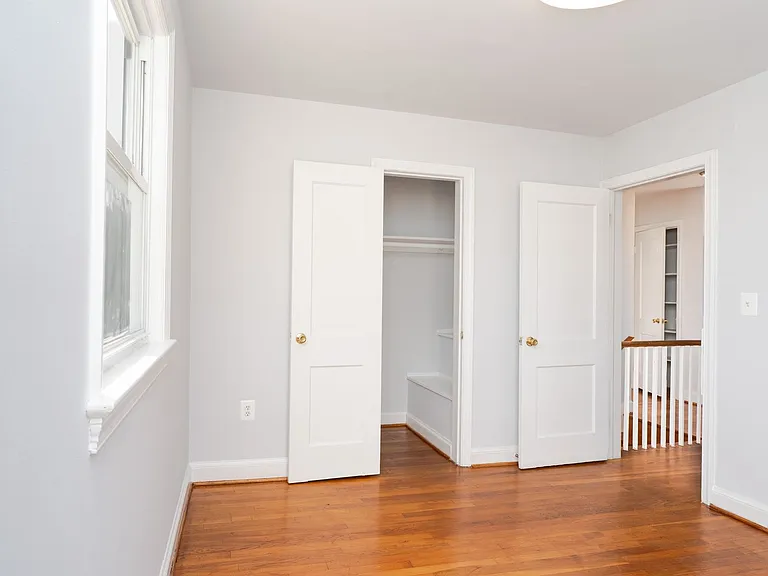 10026 Lorain Ave — Photo 27