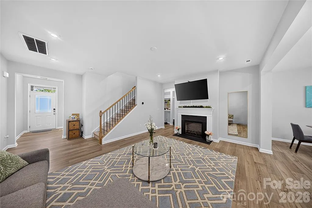 14938 Tamarack Drive - 1 — Photo 2