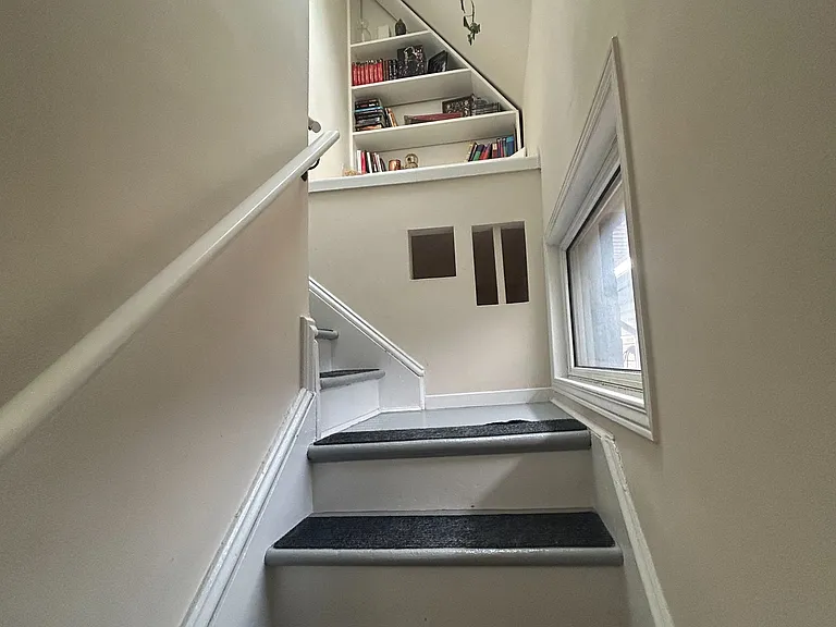 427 Sunnyside Ave #B — Photo 13