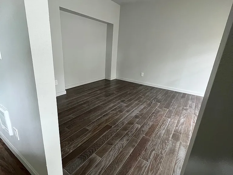 554 SW Jefferson Ave #3 — Photo 9