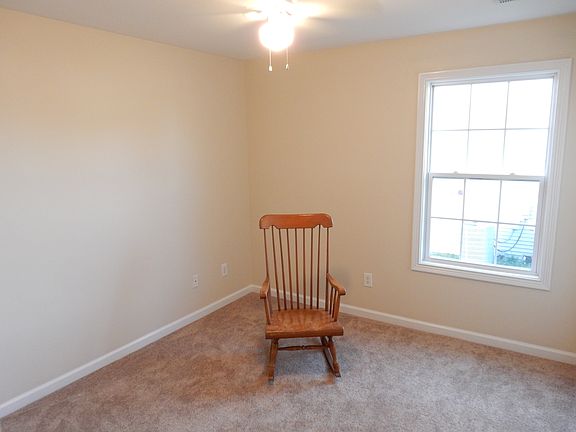 3rd image of 2636 Whiteberry Dr