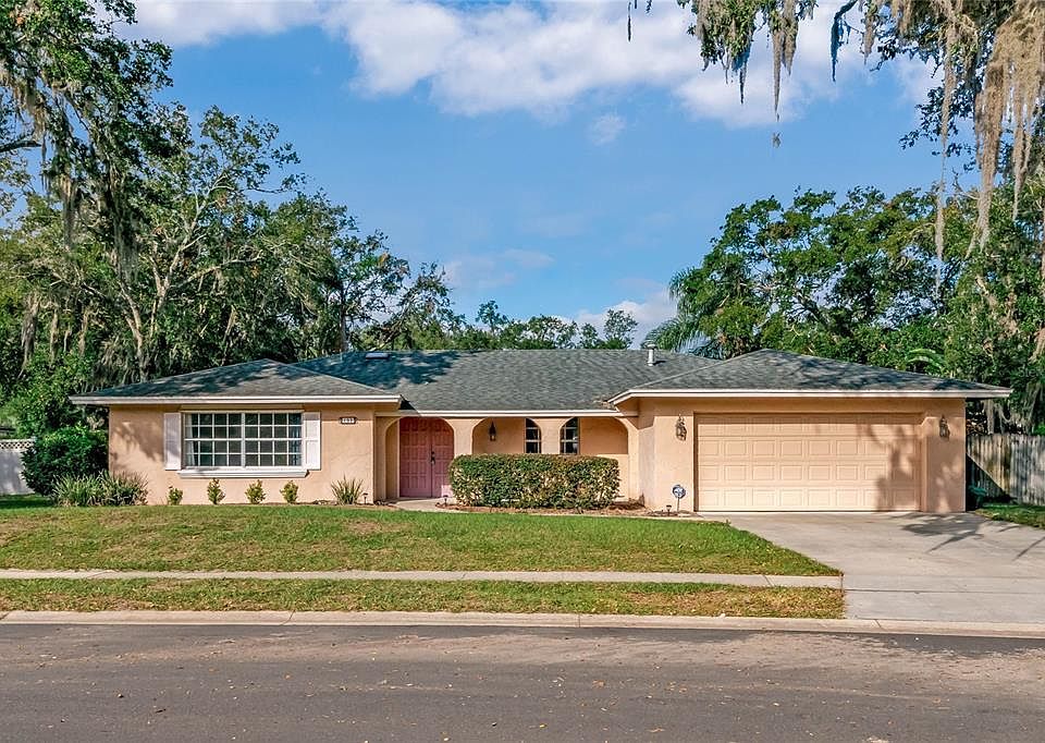 2nd image of 1021 Poplar Pl