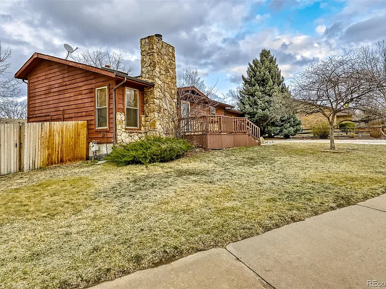 3354 S Kendall St — Photo 4