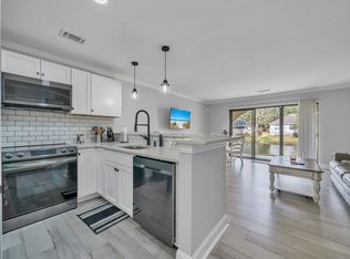 205 Westlake Ct #205, Niceville, FL 32578