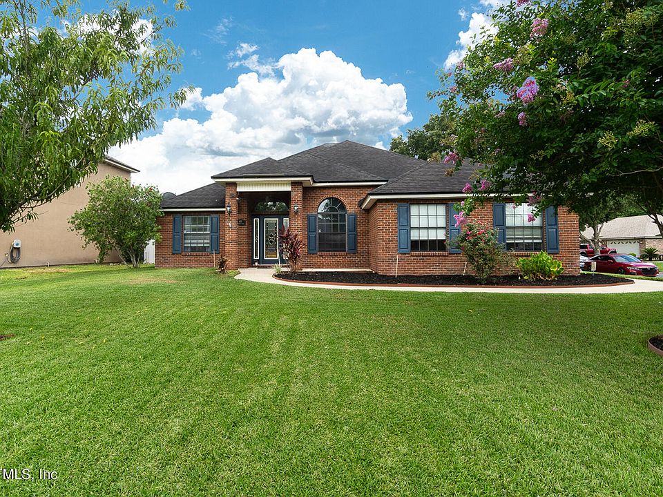 1st image of 653 CHESTWOOD CHASE Drive