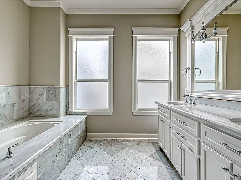 2113 Bidwell Dr — Photo 40