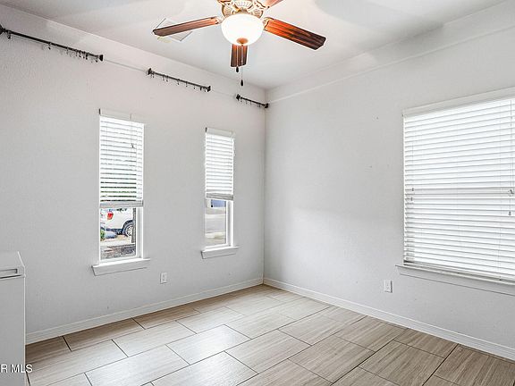 5th image of 2117 William Woolverton Pl