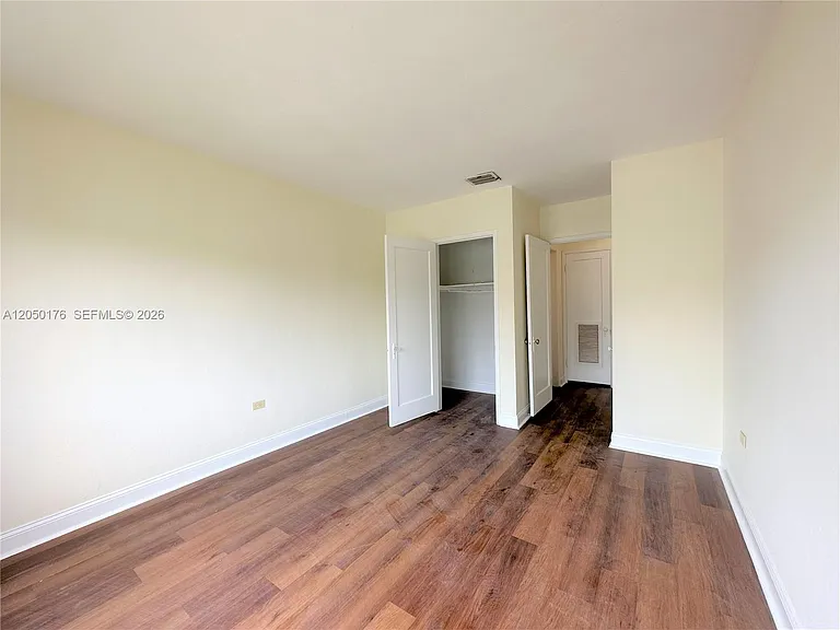 1920 Biarritz Dr #3 — Photo 15