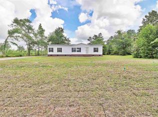 976 Saint John Rd, Galivants Ferry, SC 29544