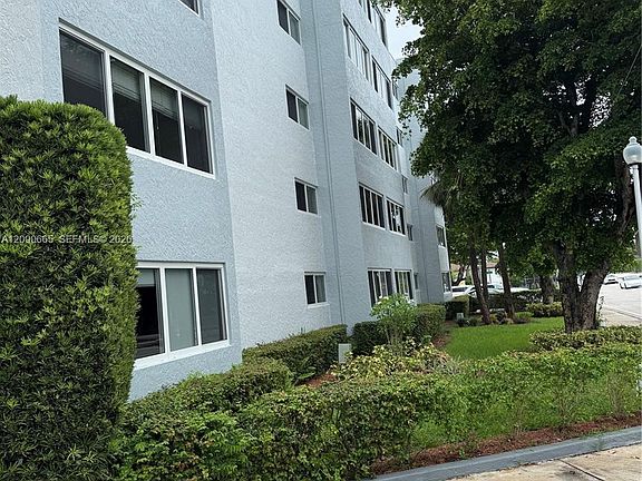 2nd image of 2690 SW 22nd Ave APT 504