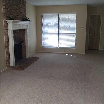 3rd image of 6831 Sierra Dr