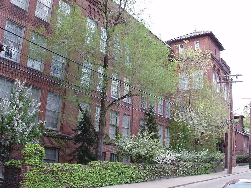 Murray Hill Schoolhouse Condos