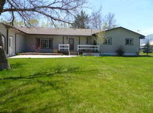 24 Summer Creek Dr, Salmon, ID 83467