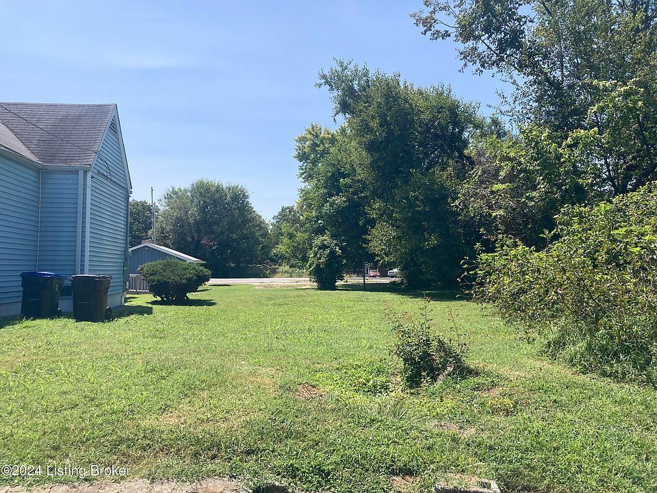 2nd image of 2624 Woodland Ave