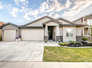 1131 Radiant Ridge Dr, Meridian, ID 83642