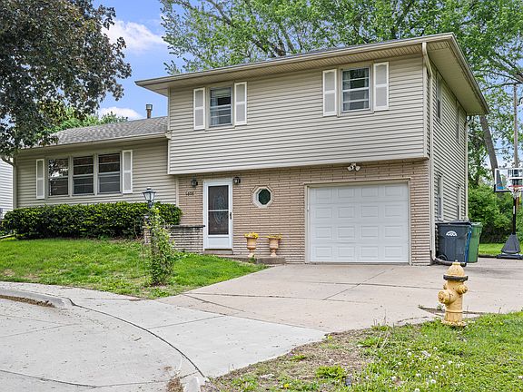 2nd image of 1608 Rockwood Ct