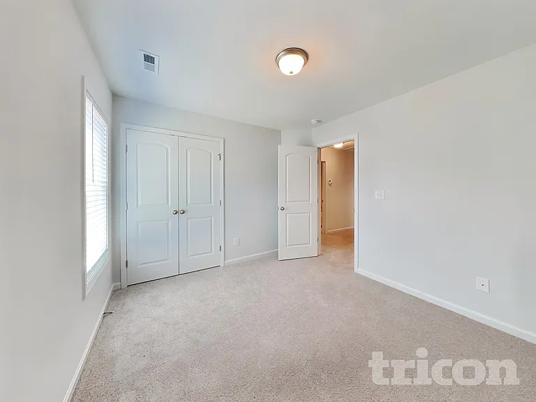 181 Brisbane Dr — Photo 12