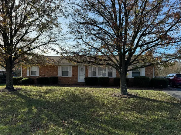 202 Old Brook Rd, Vinton, VA 24179