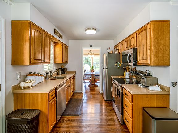 8719 Falkstone Lane-08_05182023