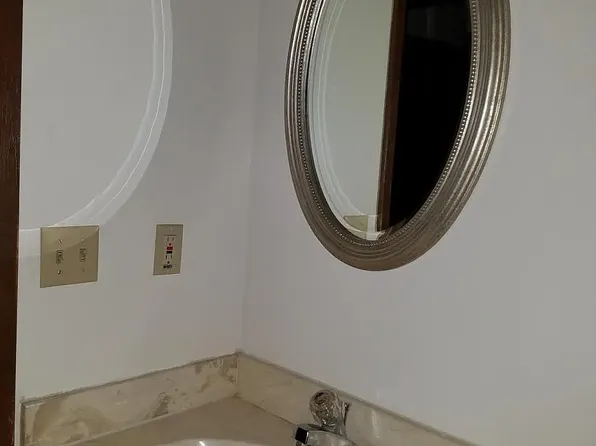 815 NW 36th Street Ter #815, Blue Springs, MO 64015