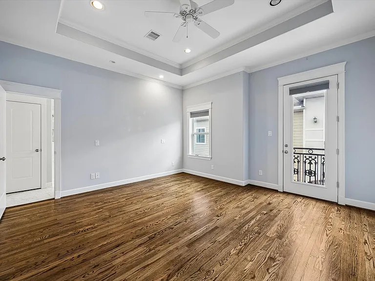 609 Rutland St #B — Photo 13
