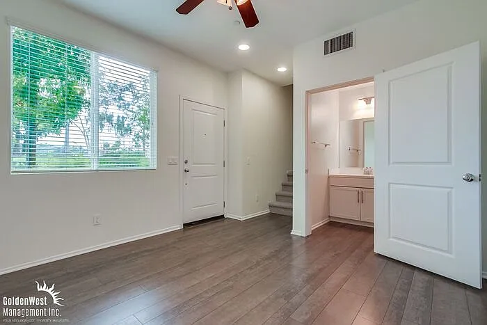 219 Antoni Gln #1208 — Photo 12