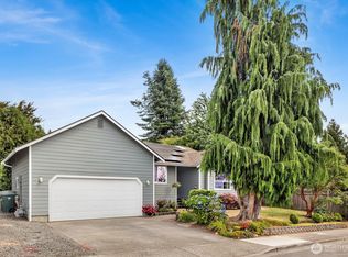 2069 Oxford Ct, Ferndale, WA 98248
