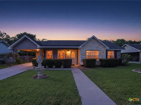 529 Guerra Ln, Gonzales, TX 78629