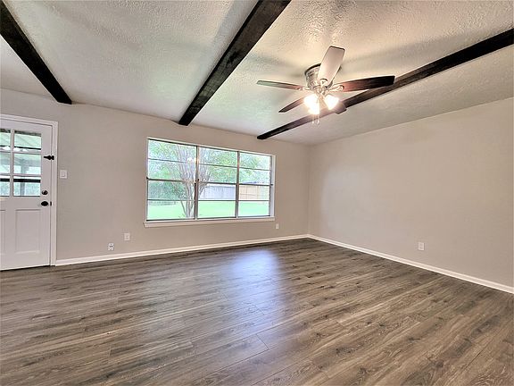 living room_08052022